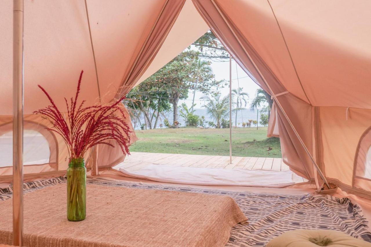Soka Indah Restaurant & Bungalows Selemadeg  Экстерьер фото
